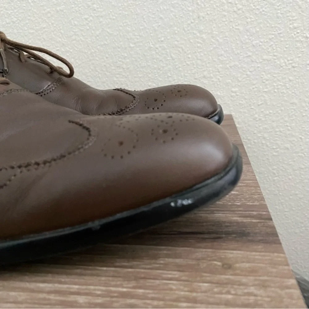 Rockport Dustyn Wingtip Leather Dress Shoes Adiprene Soles‎ Size 9 Brown